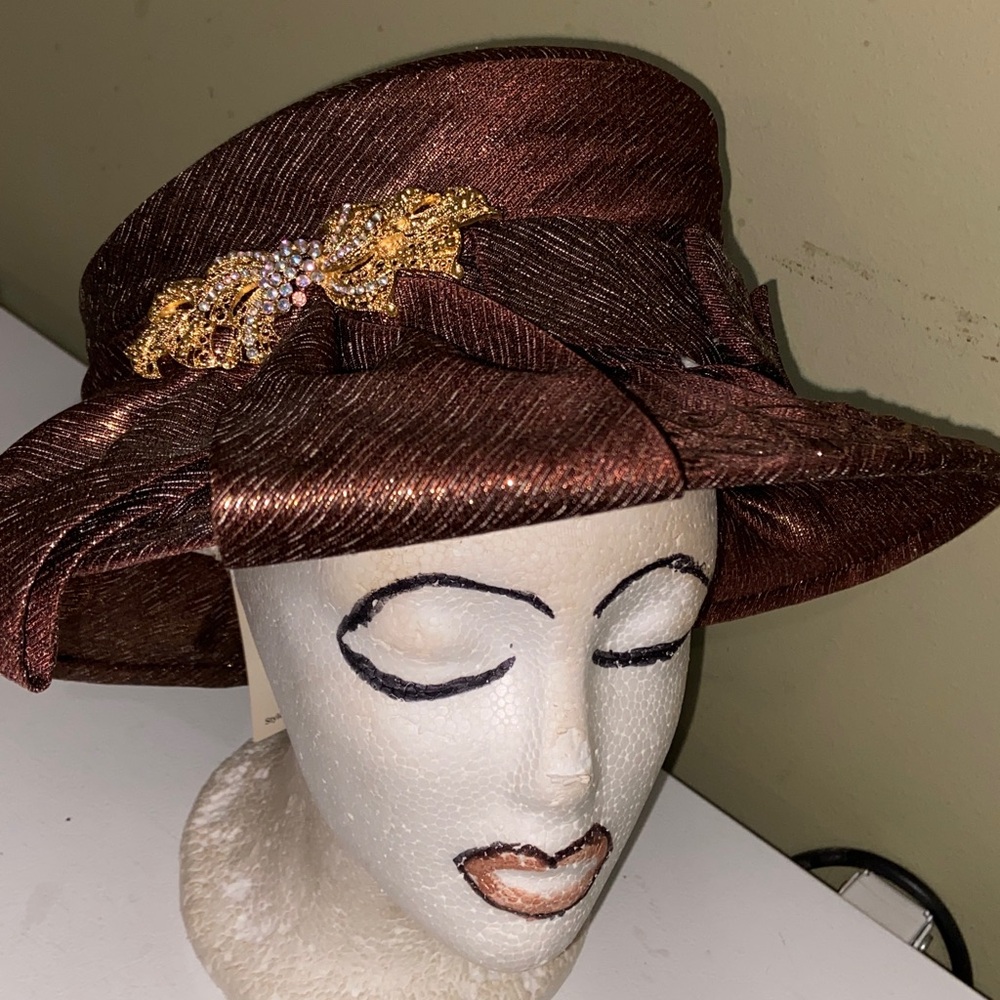 NWT Dress Hat / Church Hat by Nina Massini